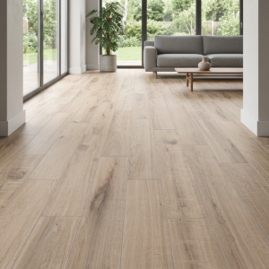 Pločica Wood Timber Natural pločice 20x120 sa prirodnim izgledom drveta. Idealne za podove u dnevnim boravcima, kuhinjama i poslovnim prostorima